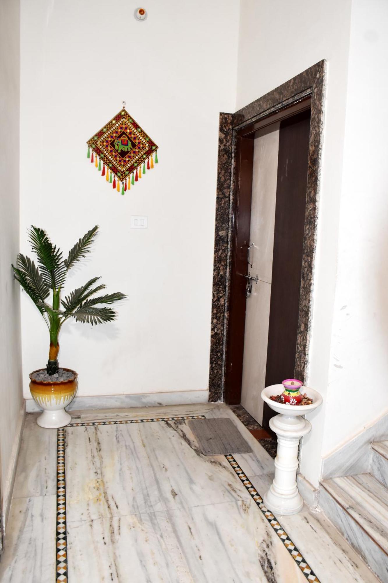 Ramaya Home Stay Варанаси Екстериор снимка