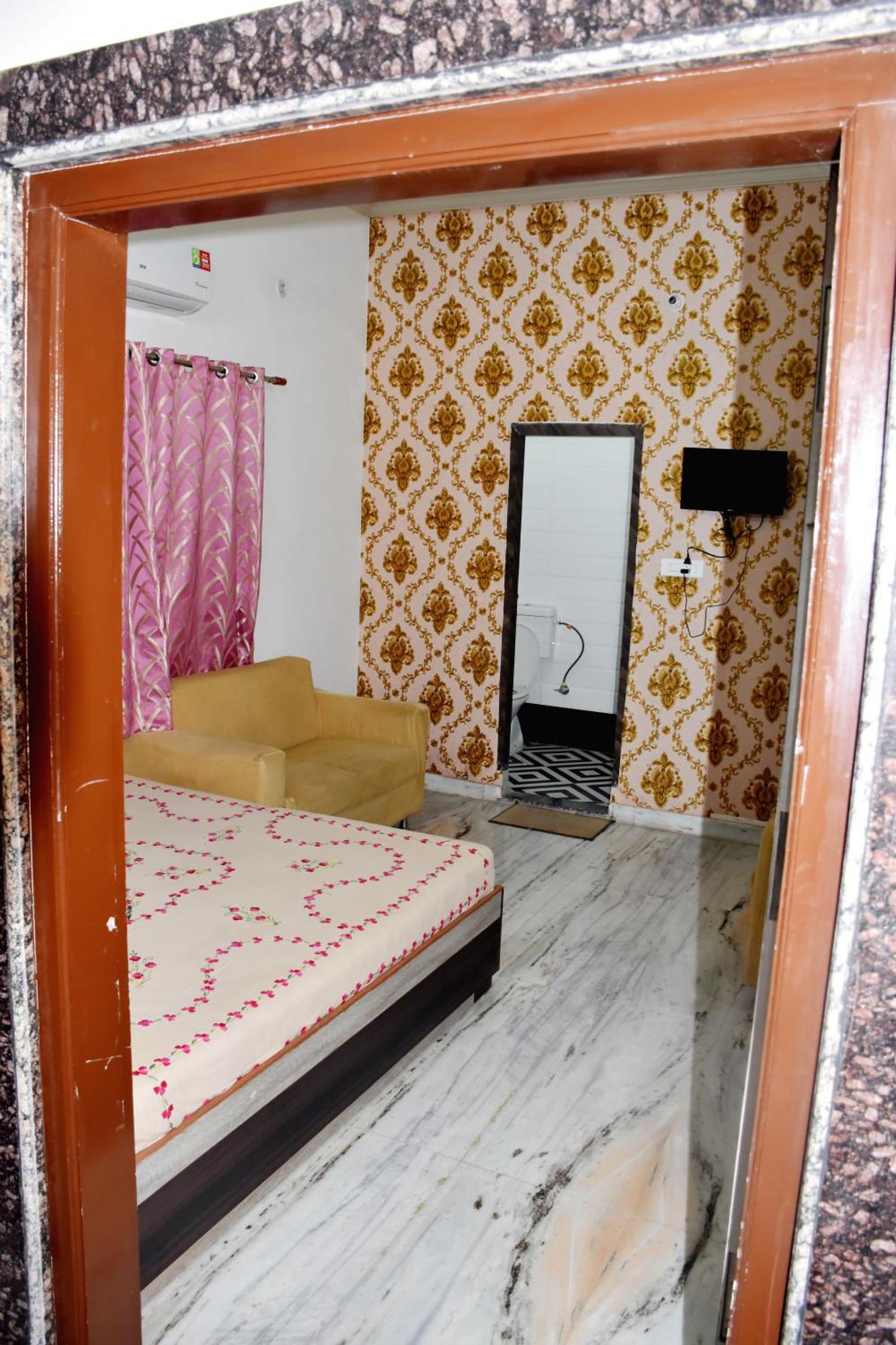 Ramaya Home Stay Варанаси Екстериор снимка
