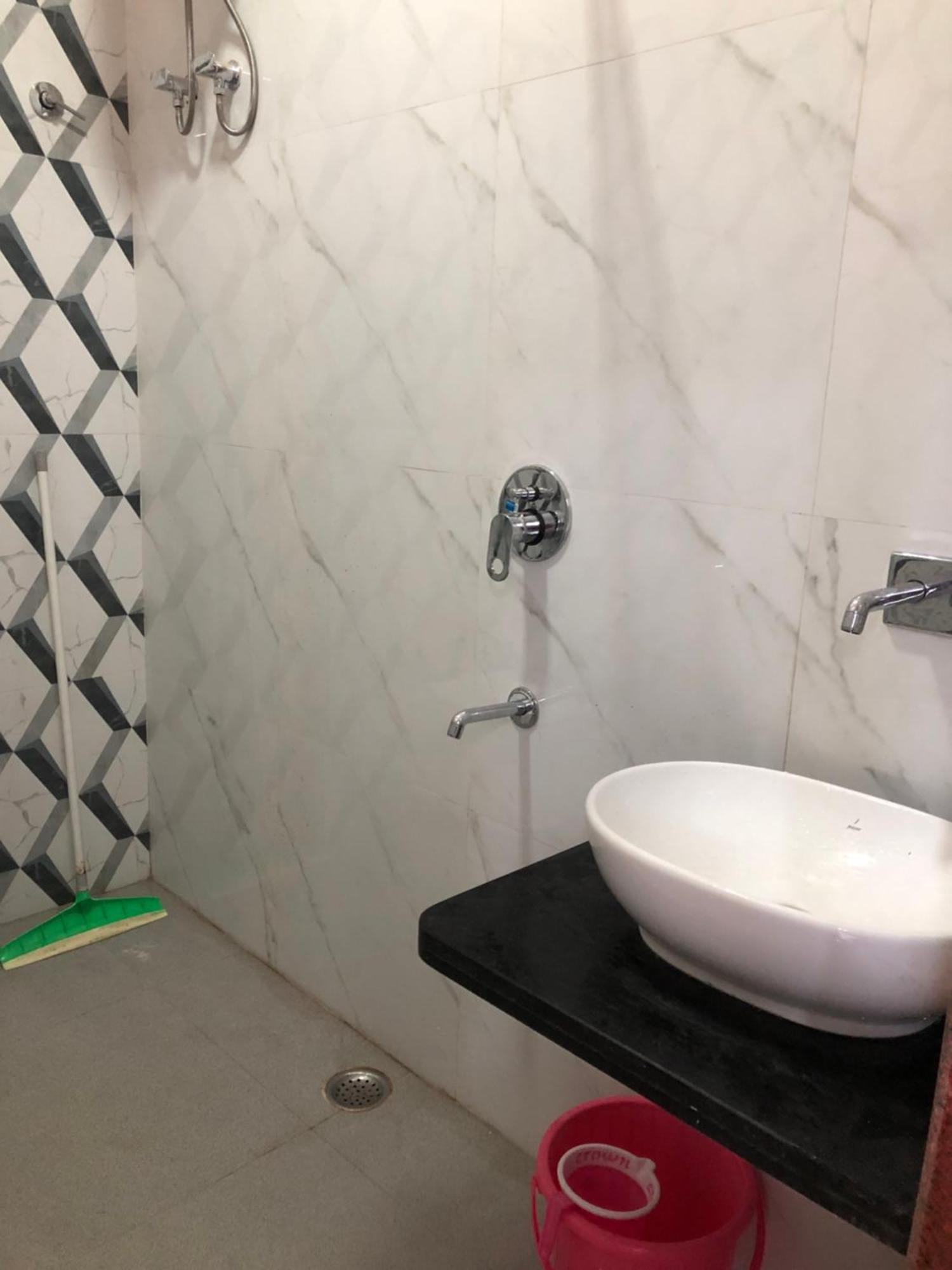 Ramaya Home Stay Варанаси Екстериор снимка